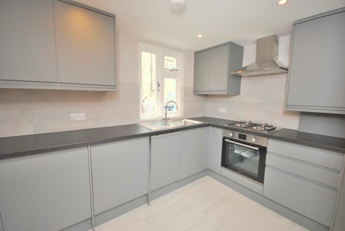 1 Bedroom Flat To Rent In Upland Road East Dulwich, SE22
