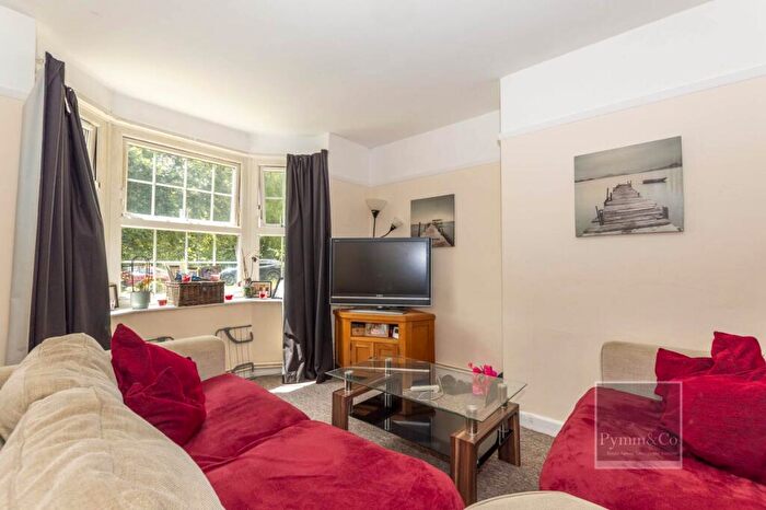2 Bedroom Apartment For Sale In St. Martins Close, Norwich, NR3