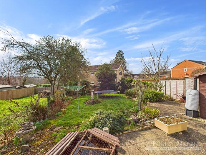 2 Bedroom Bungalow For Sale In East Hill, Frome, BA11