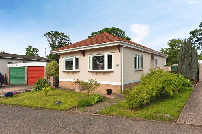 2 Bedroom Park Home For Sale In Broxburn Park, South Hykeham, Lincoln, LN6