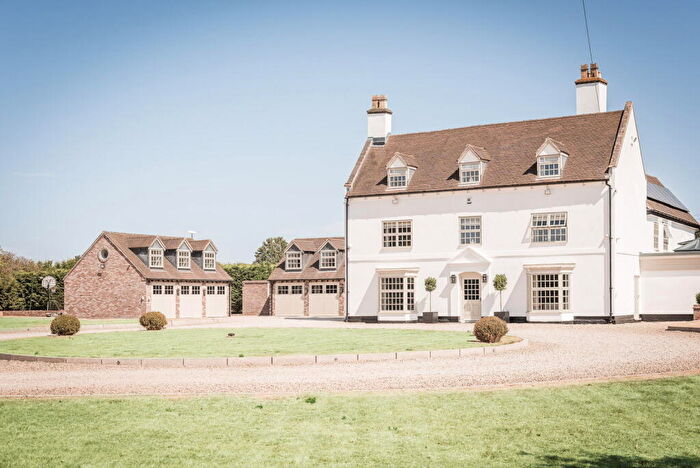 6 Bedroom Detached House For Sale In Castle Farm House, Coleshill Road, Coleshill, Birmingham, B46