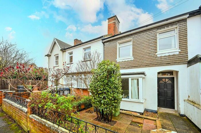 4 Bedroom Terraced House To Rent In Barrack Road, Guildford, Guildford, GU2