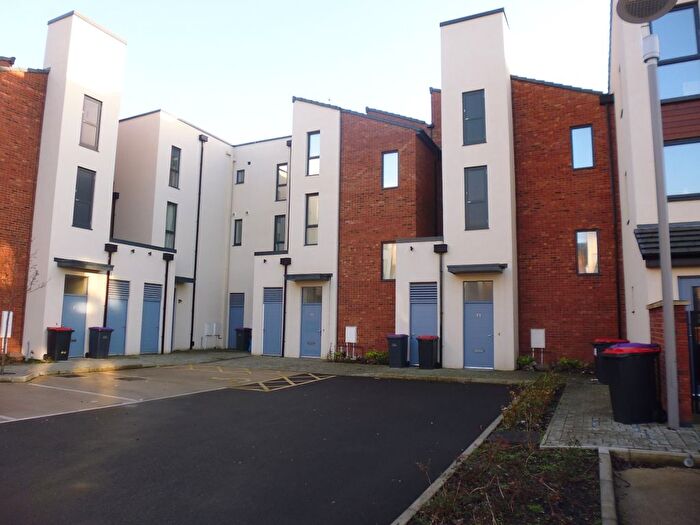 2 Bedroom Flat To Rent In Barrack Close, Lawley, Shropshire, TF3