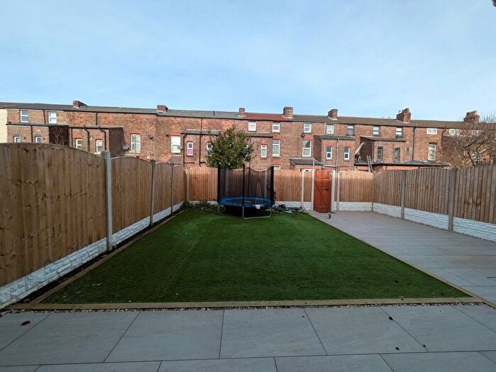 5 Bedroom House To Rent In Elm Road, Seaforth, L21