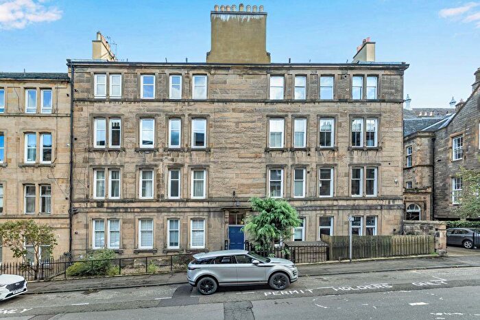 2 Bedroom Flat For Sale In / Dean Park Street, Edinburgh, EH4