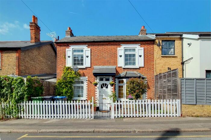 2 Bedroom Semi-Detached House To Rent In Haycroft Road, Surbiton, KT6