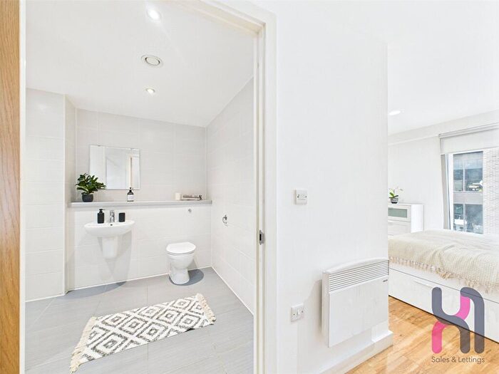 1 Bedroom Flat To Rent In C Liverpool One, Seel St., Liverpool, L1