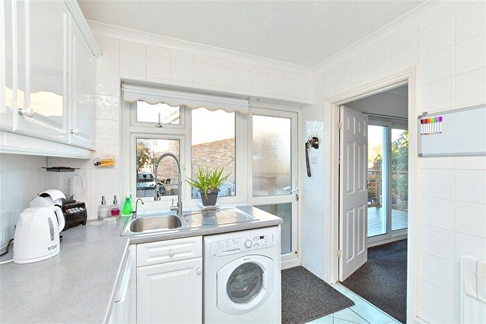 3 Bedroom Terraced House For Sale In Rotherfield Crescent, Hollingbury, Brighton, East Sussex, BN1