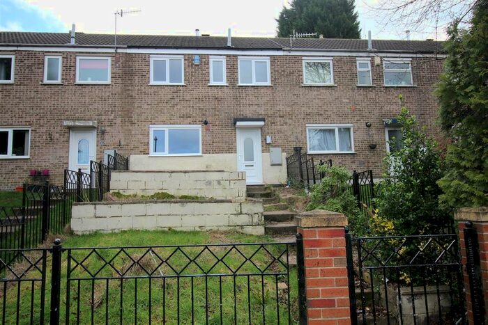 3 Bedroom Terraced House To Rent In Thornbury Way, Nottingham, NG5