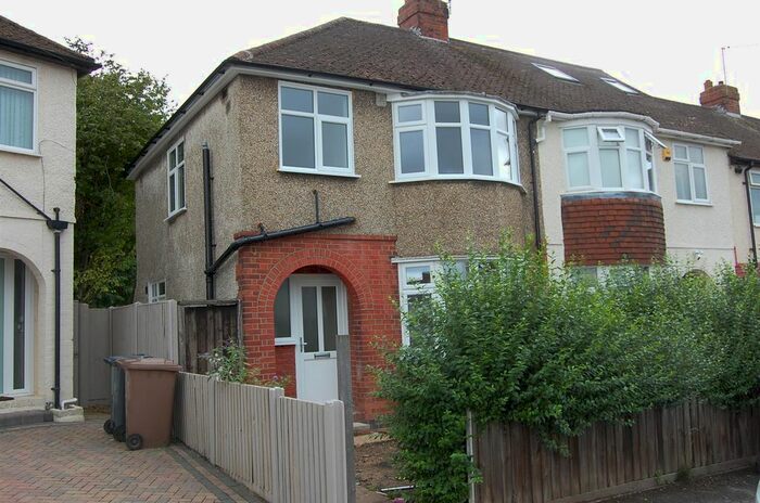 3 Bedroom Terraced House To Rent In Shelley Road, Luton, LU4