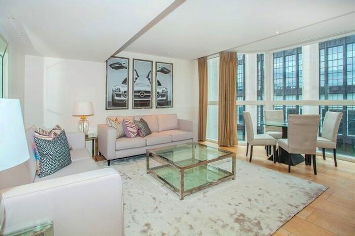 2 Bedroom Flat To Rent In Young Street, Kensington, London, W8