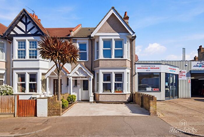 3 Bedroom Semi Detached House For Sale In Westborough Road, Westcliff-On-Sea, SS0