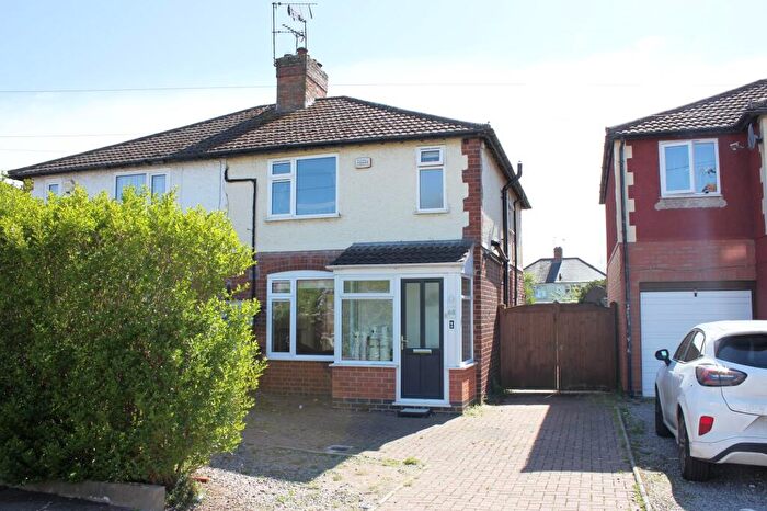 3 Bedroom Semi-Detached House For Sale In Northfield Avenue, Wigston, LE18