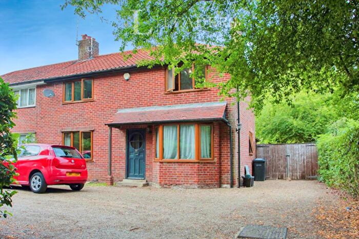 6 Bedroom Semi-Detached House To Rent In Earlham Green Lane, NR5