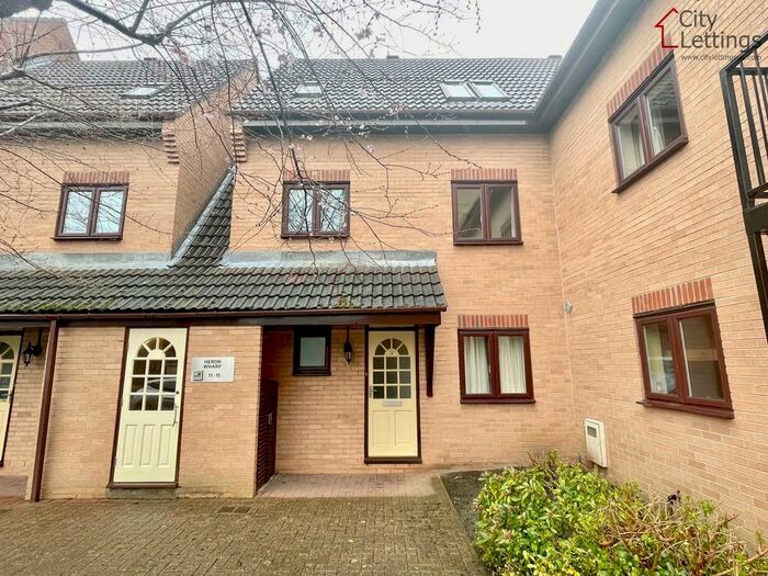 1 Bedroom Apartment To Rent In Heron Wharf, Castle Marina, NG7