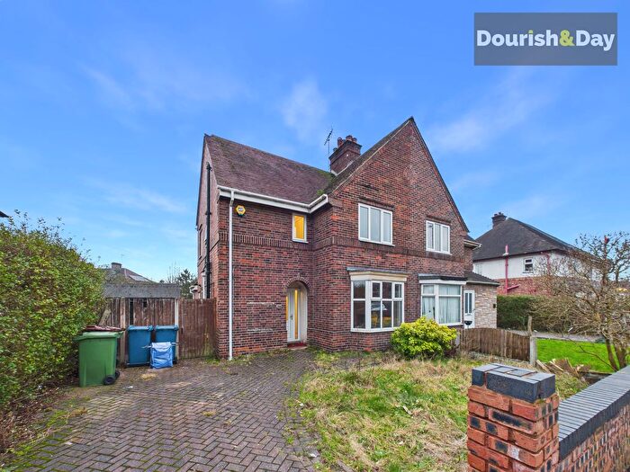 3 Bedroom Semi Detached House For Sale In Tithe Barn Road, Stafford, ST16