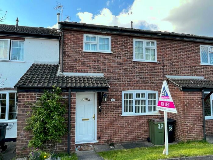 3 Bedroom Terraced House To Rent In Burton Close, Oadby, LE2