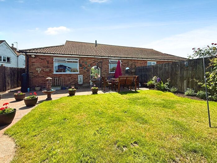 2 Bedroom Semi-Detached Bungalow For Sale In Winchelsea Beach, TN36