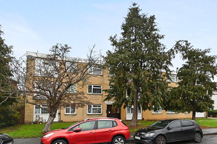 2 Bedroom Apartment To Rent In Ross Road, York Court, SM6