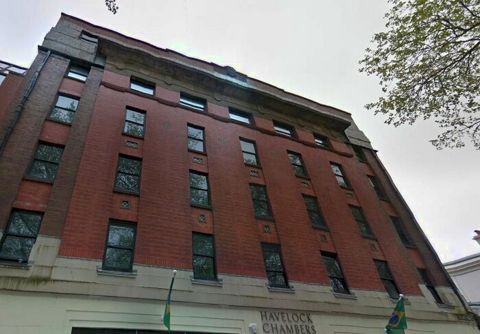 1 Bedroom Flat To Rent In Queens Terrace, Southampton, SO14