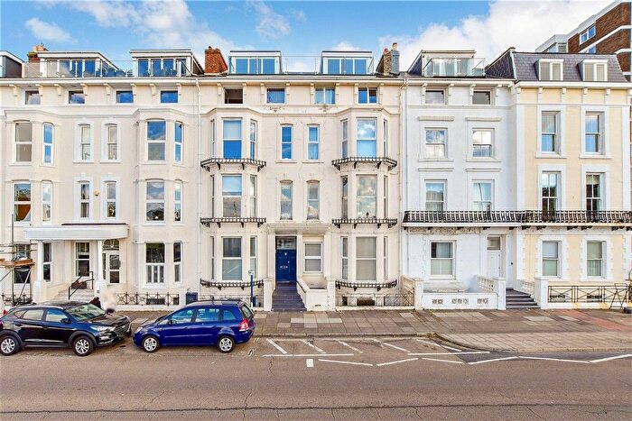 2 Bedroom Flat For Sale In South Parade, Southsea, Hampshire, PO5