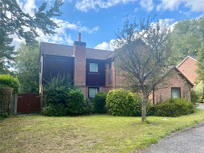 4 Bedroom Detached House To Rent In The Glade, Thornbury Wood, Chandler's Ford, Eastleigh, SO53