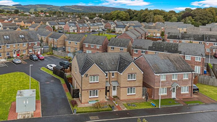 3 Bedroom Semi-Detached House For Sale In Barmore Crescent, Bishopton, PA7