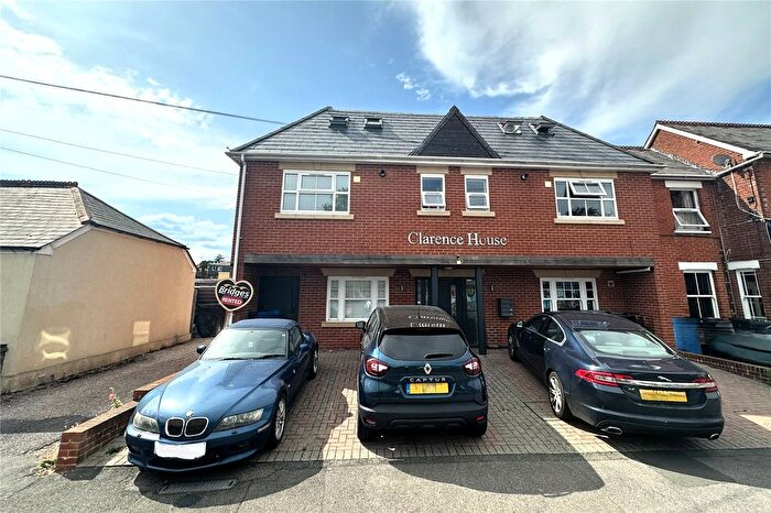 2 Bedroom Flat For Sale In Clarence Road, Fleet, Hampshire, GU51