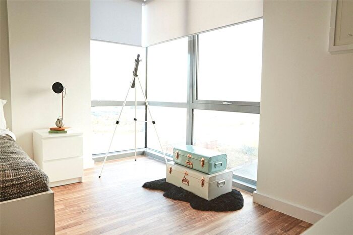 1 Bedroom Flat To Rent In Plaza Boulevard, Liverpool, L8