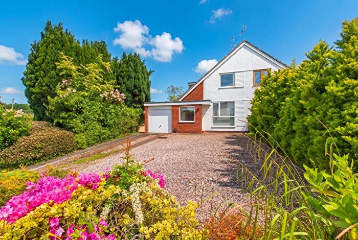 3 Bedroom Semi Detached House For Sale In Meadow Gardens, Crediton, EX17