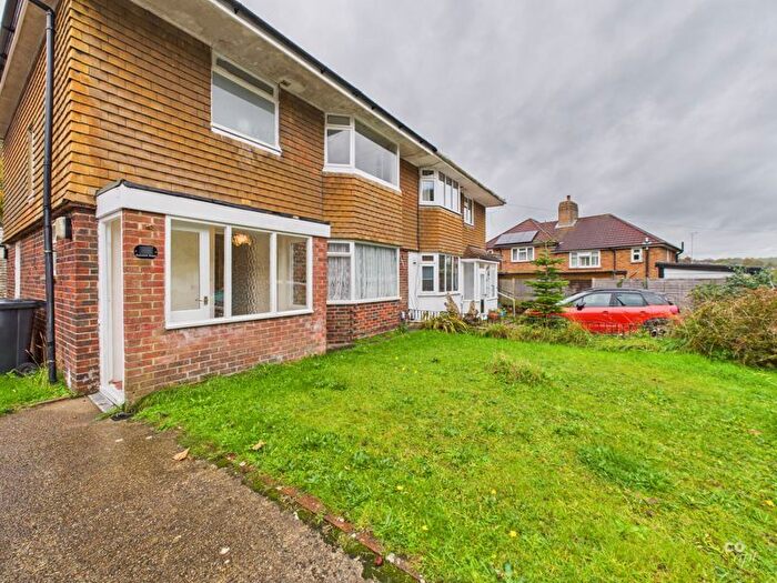 3 Bedroom Semi Detached House For Sale In Ashurst Road, Brighton, BN2