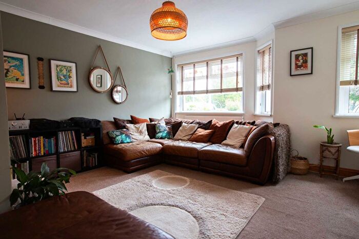 3 Bedroom Semi-Detached House For Sale In Channel View Road, Cardiff, CF11