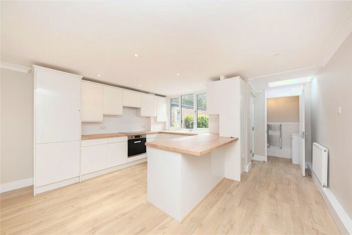 3 Bedroom Terraced House To Rent In Berkeley Court, Weybridge, Surrey, KT13