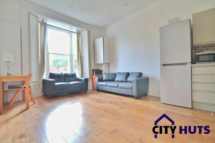 2 Bedroom Flat To Rent In Elwood Street, London, N5