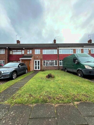 3 Bedroom Terraced House To Rent In Beaumont Drive, Gravesend, DA11