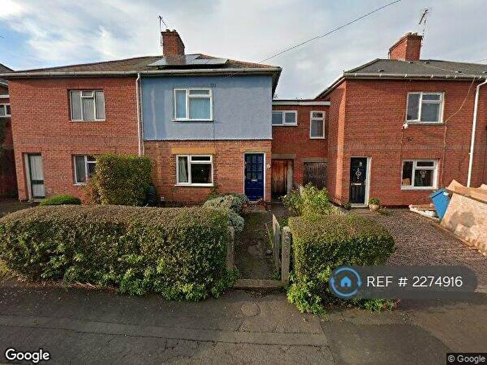 3 Bedroom Semi-Detached House To Rent In Kennan Avenue, Leamington Spa, CV31
