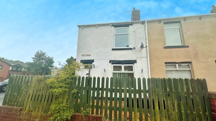 2 Bedroom End Of Terrace House To Rent In Duffy Terrace, Stanley, Durham, DH9