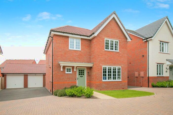 4 Bedroom Detached House For Sale In Blythe Close, Acton, Sudbury, CO10