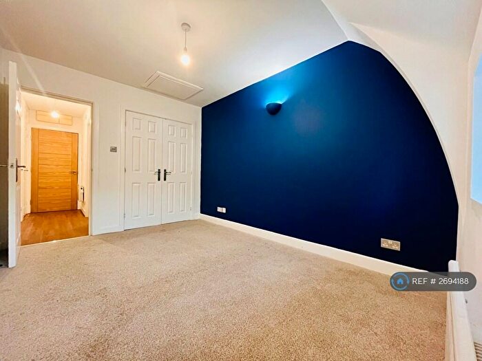 1 Bedroom Flat To Rent In Belgrave Chapel, Darwen, BB3