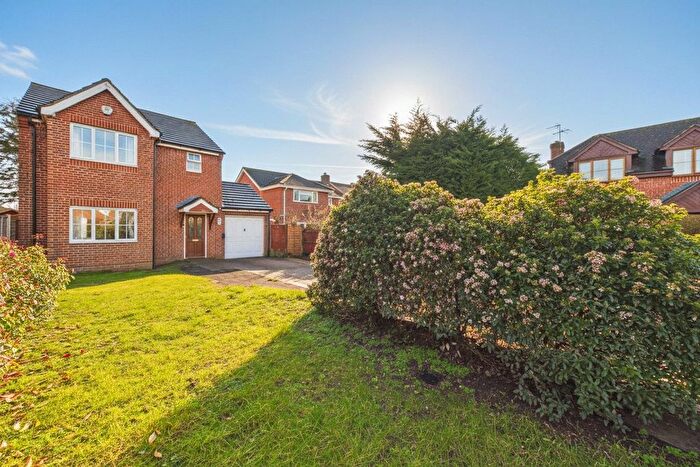 3 Bedroom Detached House For Sale In Arne Close, Reading Road, Winnersh, Wokingham, RG41