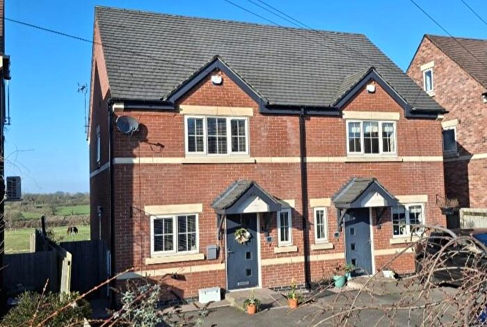 2 Bedroom Semi Detached House For Sale In Birkinstyle Lane, Shirland, Alfreton, DE55
