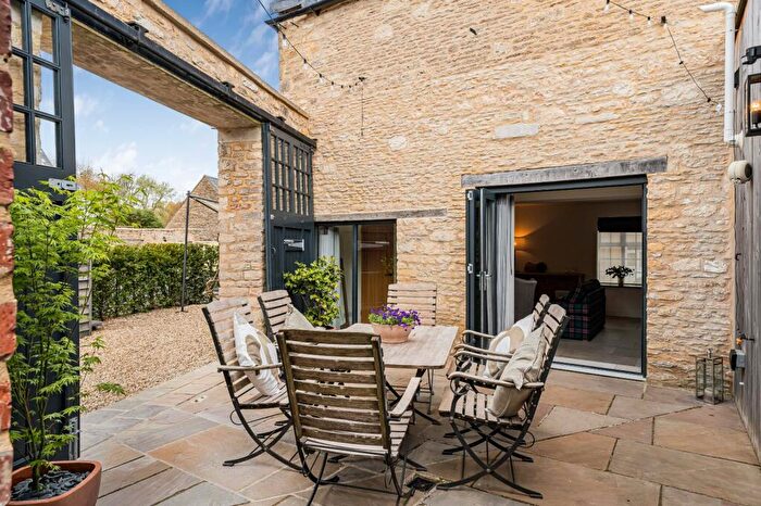 2 Bedroom Semi Detached House For Sale In Gloucester Street, Cirencester, Gloucestershire, GL7