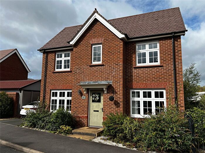 4 Bedroom Detached House To Rent In Oxmoor Avenue, Hadley, Telford, Shropshire, TF1