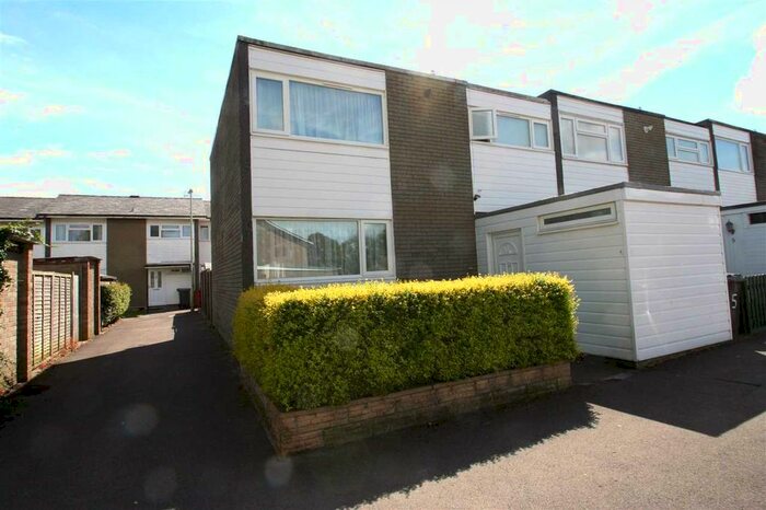 3 Bedroom End Of Terrace House To Rent In Millard Close, Basingstoke, RG21