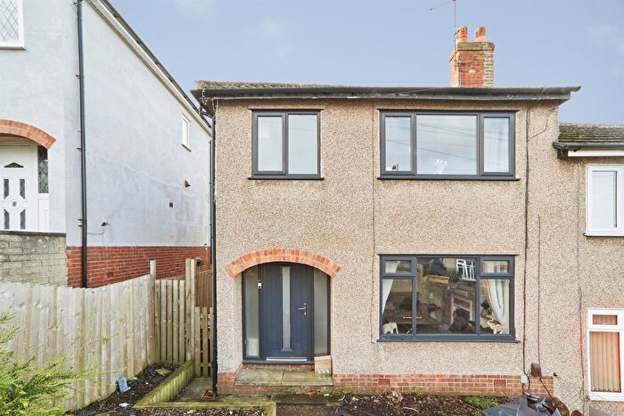 3 Bedroom Semi Detached House For Sale In Canberra Drive, Cross Roads, Keighley, BD22