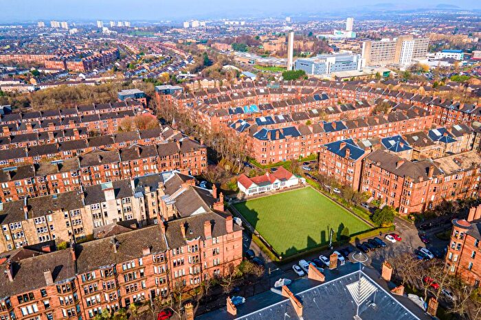 3 Bedroom Apartment For Sale In Queensborough Gardens, Hyndland, Glasgow, G12