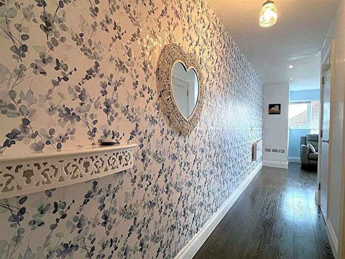 1 Bedroom Apartment For Sale In C Southlands Road, Bromley, BR2