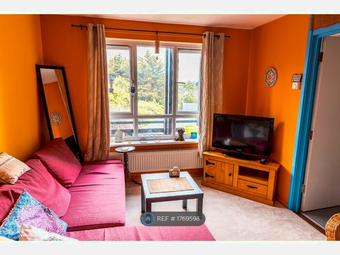 1 Bedroom Flat To Rent In Francis Barber Close, London, SW16