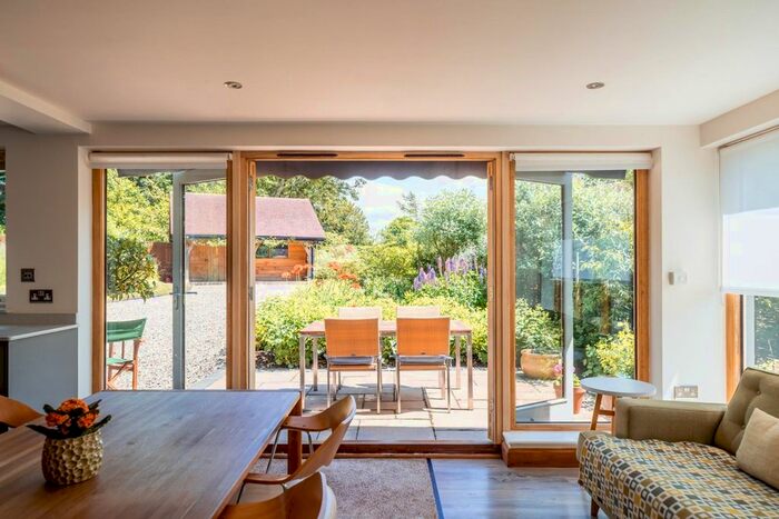 3 Bedroom Detached House For Sale In Huntsham, Tiverton, EX16