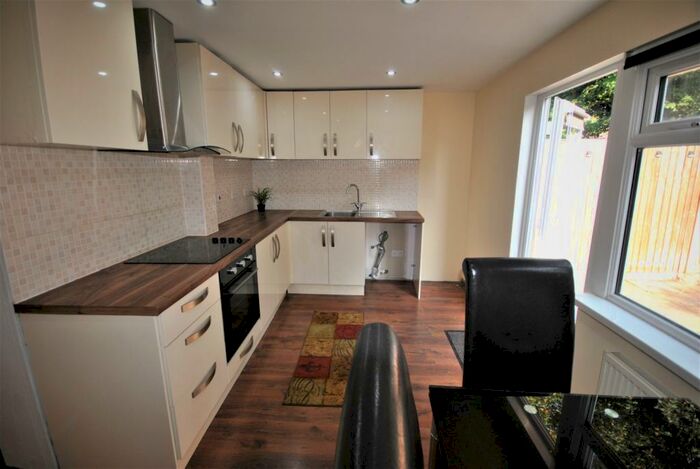 3 Bedroom Terraced House To Rent In Shroffold Road Bromley, BR1